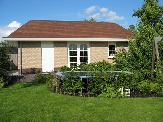 Schuur_bij nieuwbouw_woonhuis_in_aalsmeer